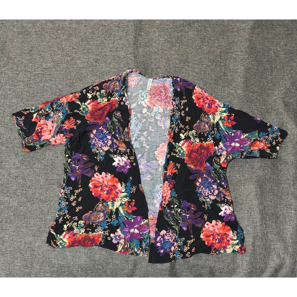 Dear Scarlett Women's OS Kimono Cardigan Floral Rayon Open Front Short Sleeve